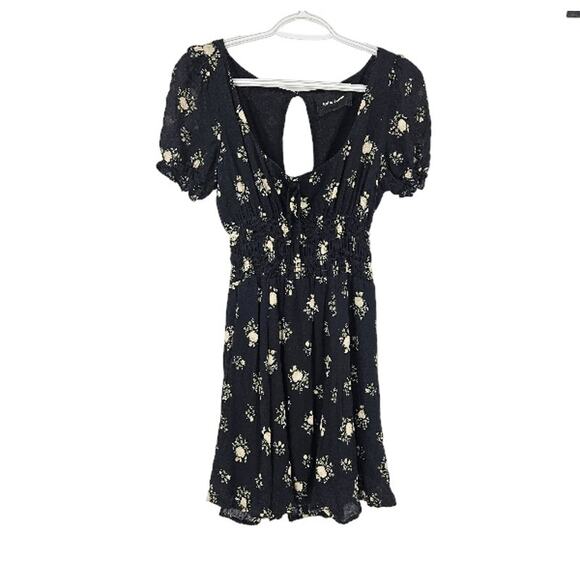 Reformation Dress Black Cream Floral Smocked Puff Sleeve Open Back Mini Size 8 - Picture 2 of 7